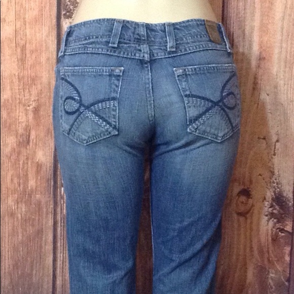 🦋BKE Harlow boot cut jeans size 26x 31 1/2" - Picture 2 of 7